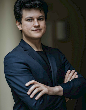 Aziz Shokhakimov