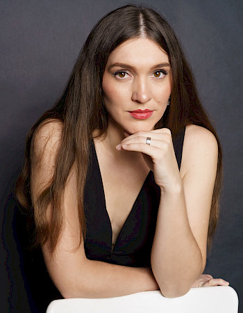 Oksana Vakula