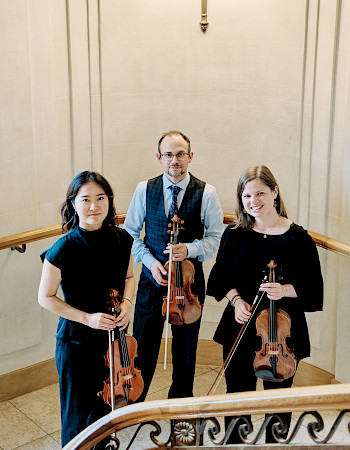 Einstein Trio